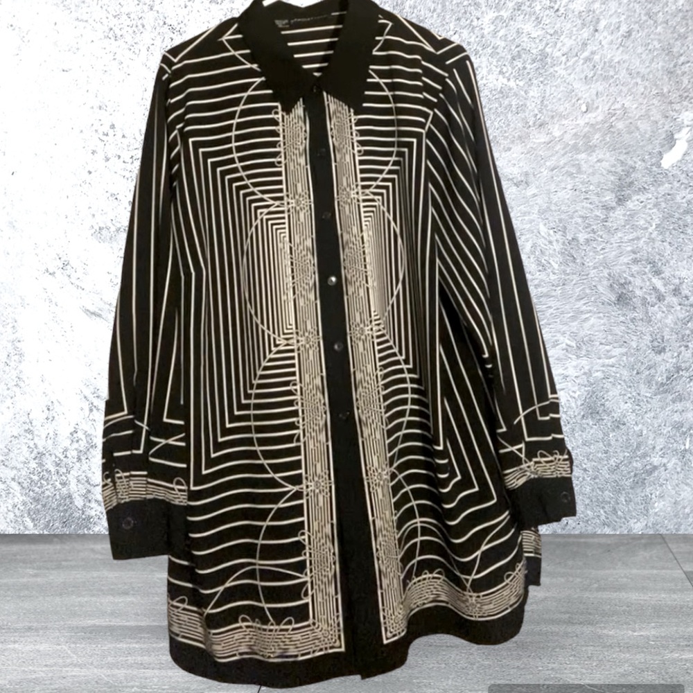Artistic Texttile X- Long B & W  Button Down